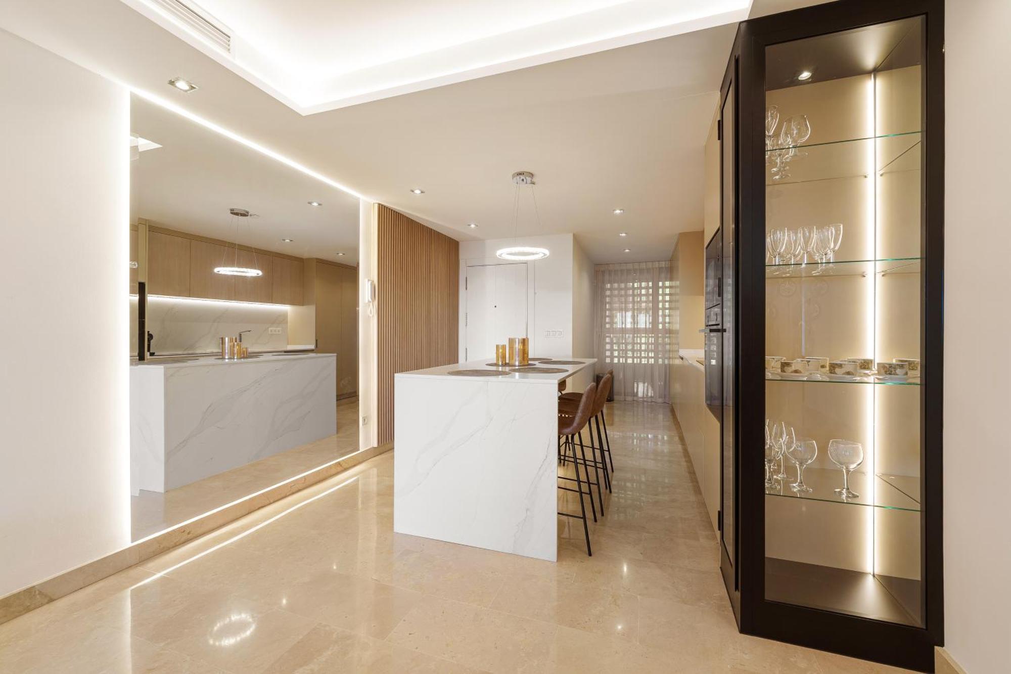 El Oasis De With Sea View Marbella
